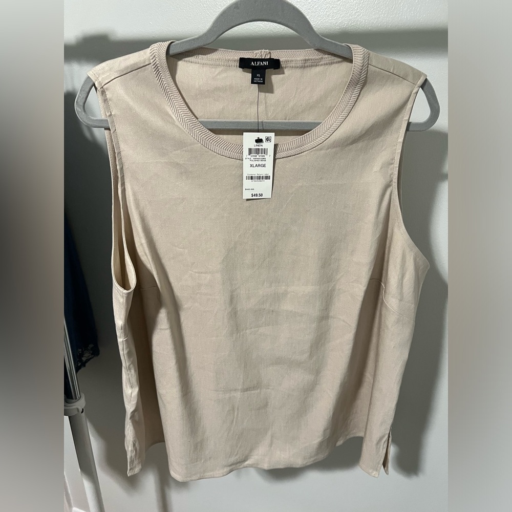 NWT Alfani Linen Blend Top